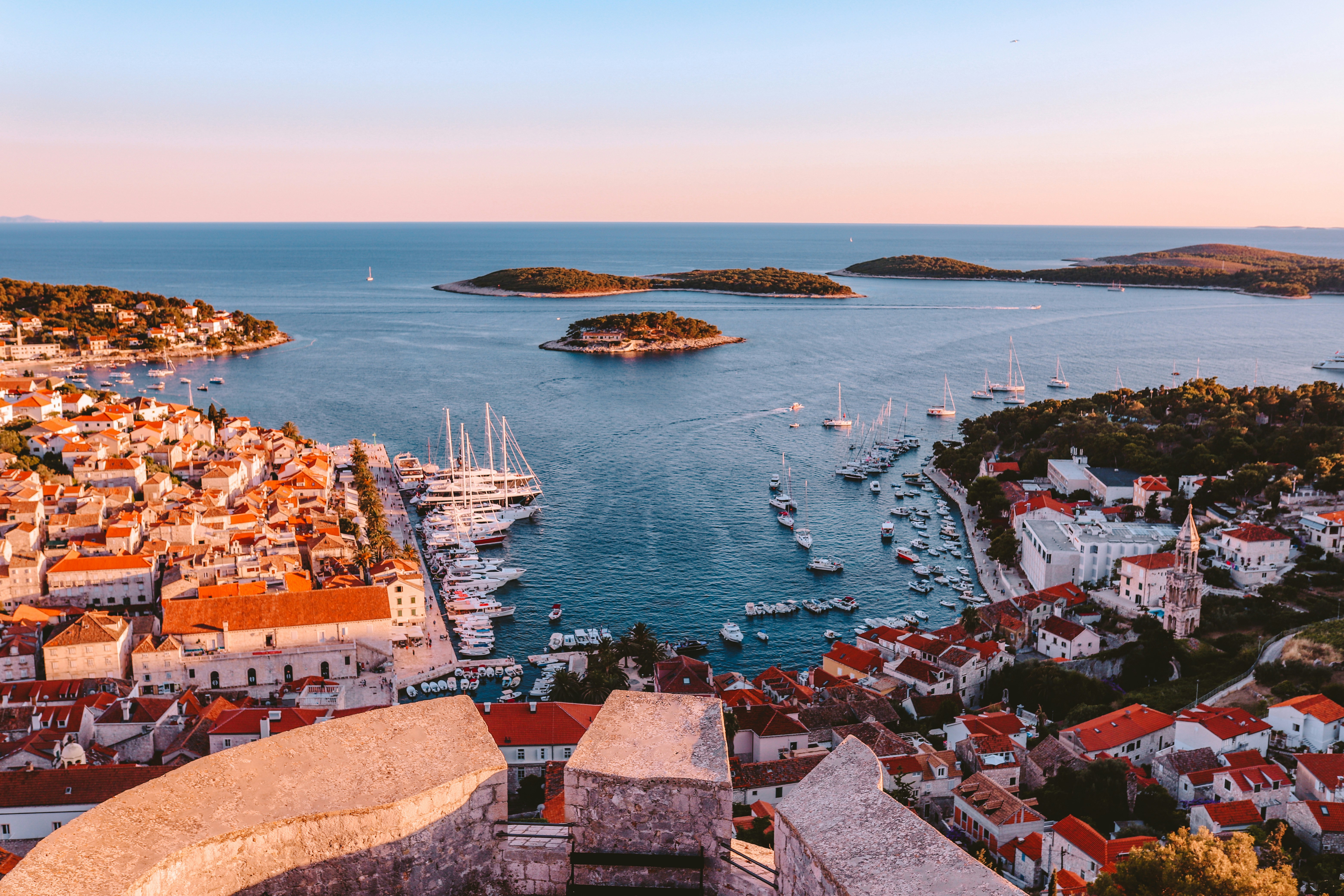 Ostrovy Brač, Hvar a Vis